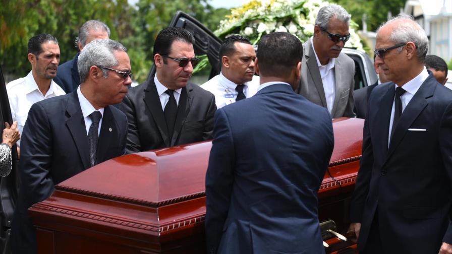 Sepultan madre del consultor jurídico del Poder Ejecutivo