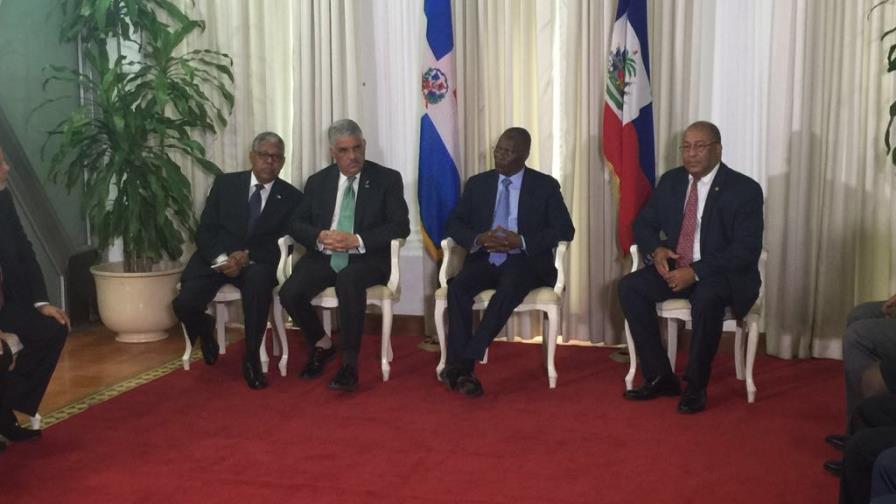 El gobierno de Haití quita veda a productos y cobra sus impuestos El gobierno de Haití quita veda a productos y cobra sus impuestos