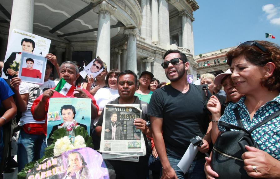 Restos de Juan Gabriel ya fueron cremados, según periodista mexicana