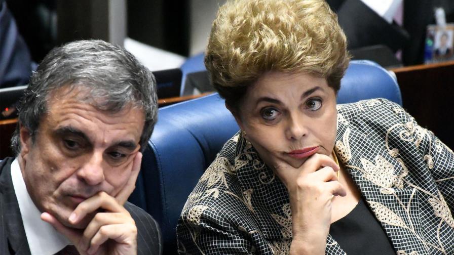 Una amplia mayoría del Senado opta por destituir a Rousseff en último debate Una amplia mayoría del Senado opta por destituir a Rousseff en último debate