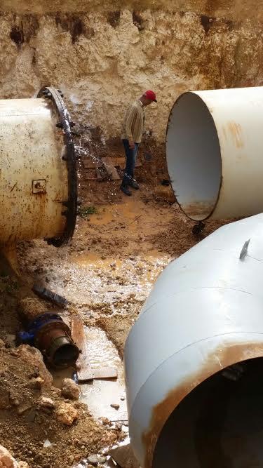 Cierre de acueducto para colocar dos válvulas dejará sin agua 40 barrios de Santo Domingo Este