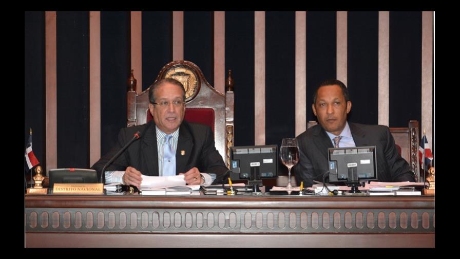 Pared le responde a Olivares; dice que fue conspirador Pared le responde a Olivares; dice que fue conspirador