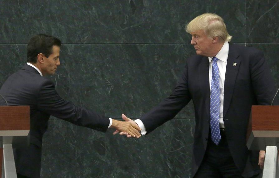 Polémica tras encuentro Trump-Peña Nieto por muro fronterizo 