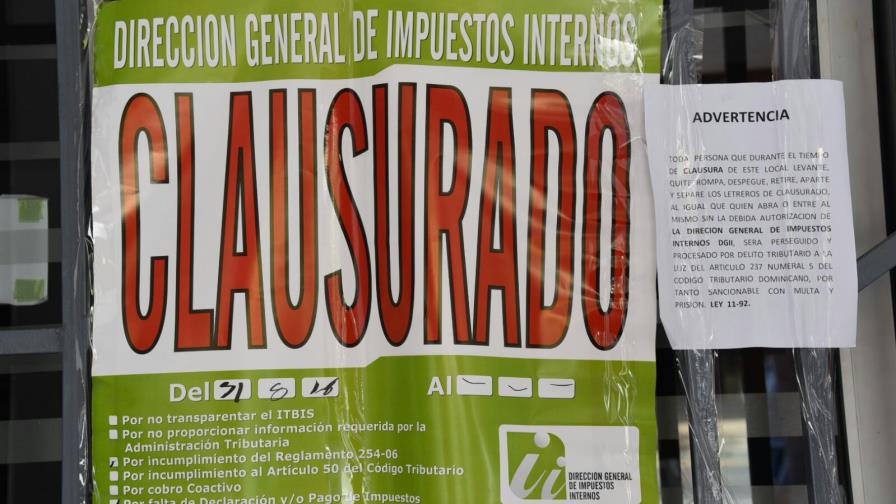 Impuestos Internos clausura salón “Llongueras” por falta de “pago de impuestos” 