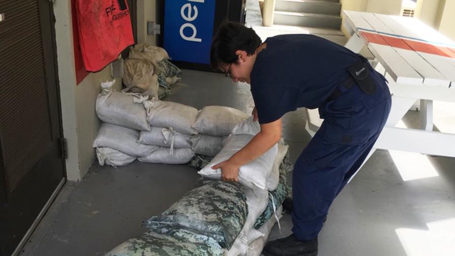 Florida se prepara para el embate de Hermine como huracán de peligro “mortal”