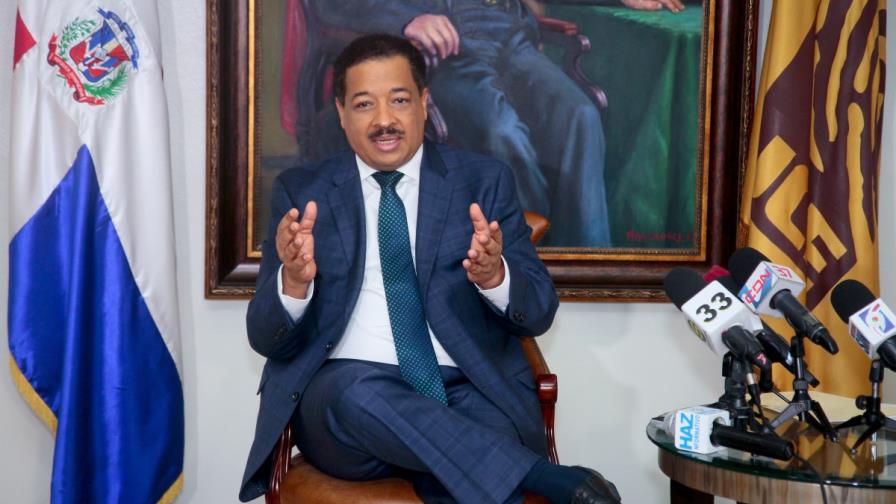 Roberto Rosario defiende su gestión al frente JCE