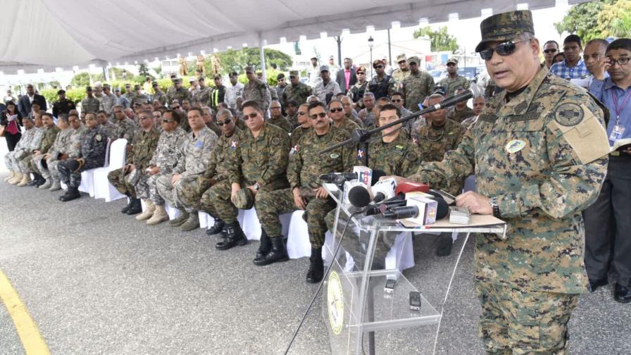 Ministro de Defensa anuncia que adicionarán mil soldados a labores de patrullaje Ministro de Defensa anuncia que adicionarán mil soldados a labores de patrullaje