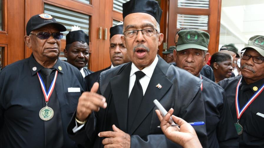 Militares piden a Tribunal Constitucional reconocer derechos adquiridos