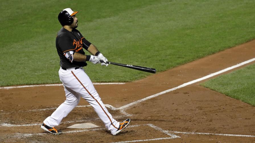 Machado (33) y Álvarez (20) jonronean y los Orioles aplastan a los Yanquis Machado (33) y Álvarez (20) jonronean y los Orioles aplastan a los Yanquis