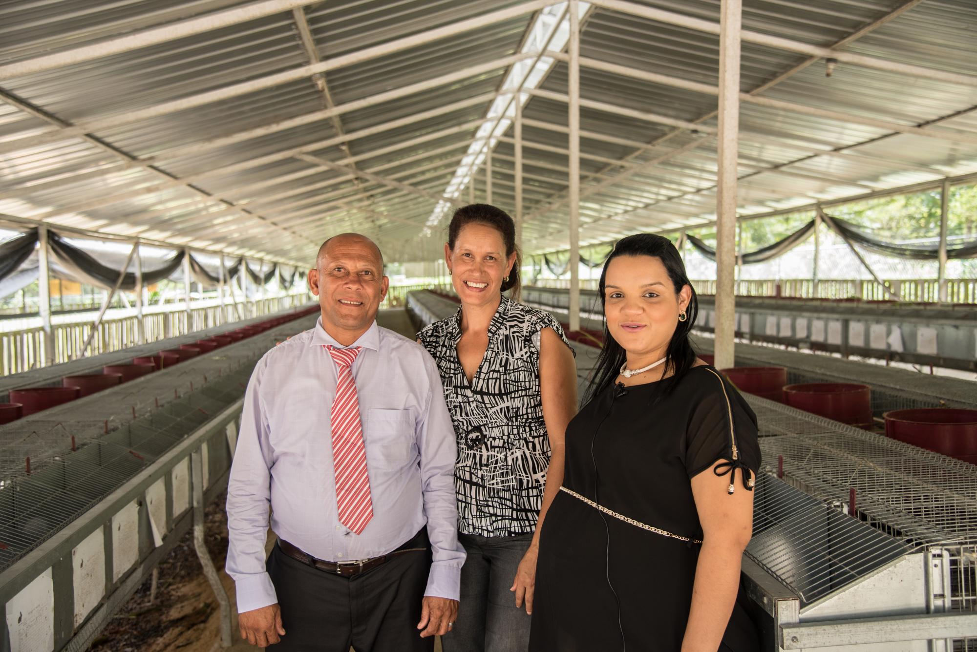 José Paulino, Angela Rodríguez y Dairy Guante.