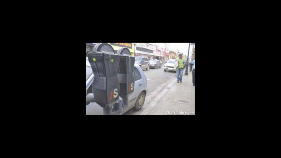 Dirigente empresarial pide que vuelvan los parquímetros a Santiago