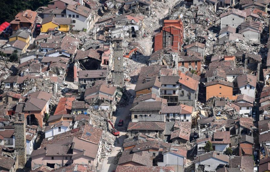Casas prefabricadas para evacuados tras terremoto de Italia tardarán siete meses