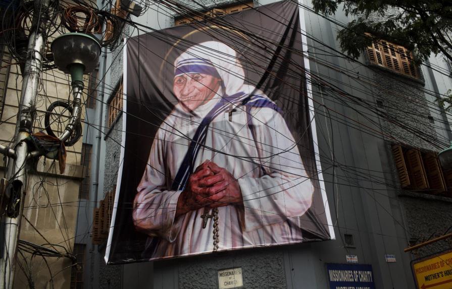 El papa Francisco canonizó a la madre Teresa de Calcuta