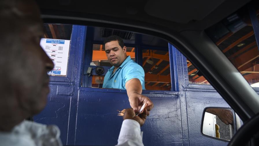 Transportistas suben precio de pasajes por incrementos en tarifas de los peajes Transportistas suben precio de pasajes por incrementos en tarifas de los peajes