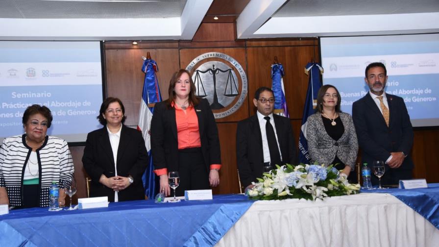 Presidente de la Suprema Corte encabeza seminario sobre violencia de género