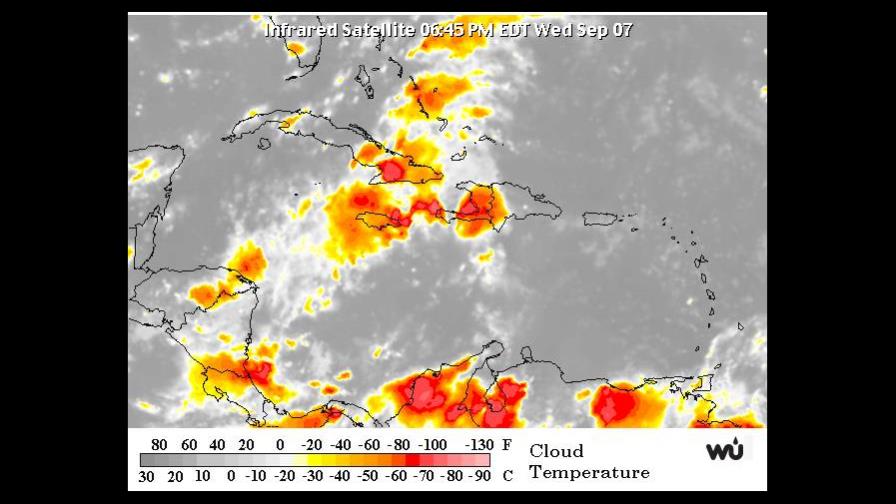 Onda tropical se aleja del país; el COE descontinúa alerta a ocho provincias Onda tropical se aleja del país; el COE descontinúa alerta a ocho provincias
