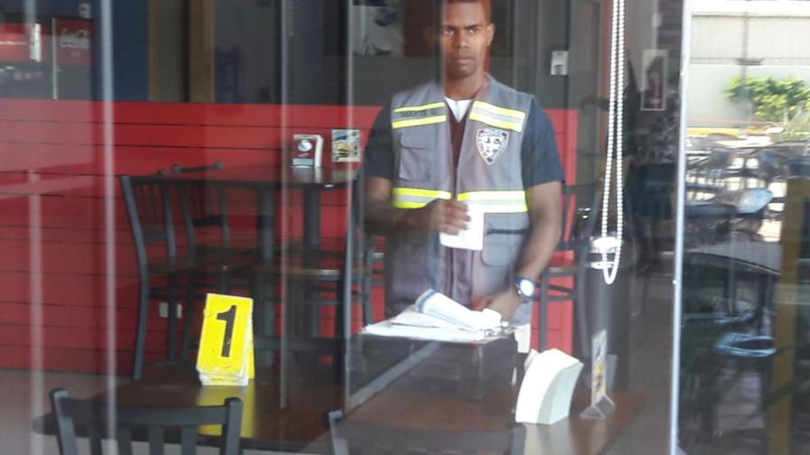 Dos heridos de armas blancas en centro comercial del Distrito Nacional