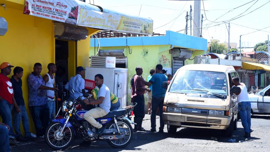 Propietarios de carnicerías acuerdan con EdeNorte pagar por consumo de electricidad Propietarios de carnicerías acuerdan con EdeNorte pagar por consumo de electricidad