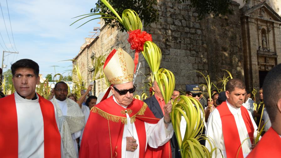 López Rodríguez culmina 35 años de labor pastoral frente a Arquidiócesis SD López Rodríguez culmina 35 años de labor pastoral frente a Arquidiócesis SD