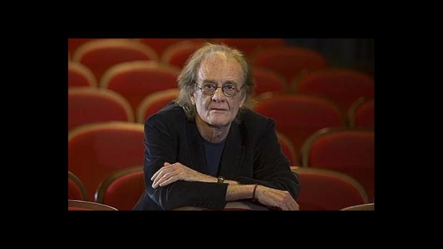 Luis Eduardo Aute se encuentra en coma