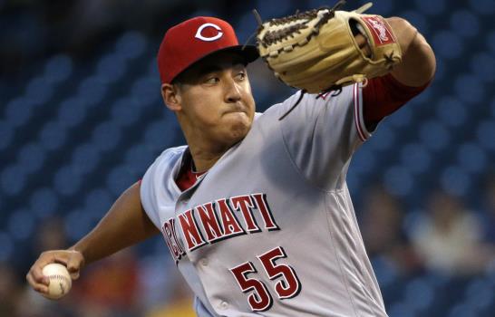 Cueto se luce en 7 innings y Gigantes arrollan; Bartolo Colón sin decisión