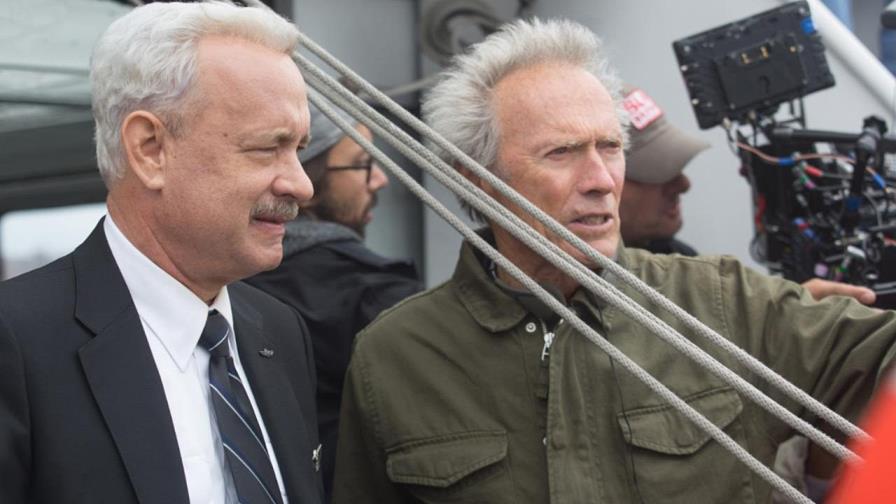 “Sully”, un drama sobre el acuatizaje en el río Hudson, lidera la taquilla
