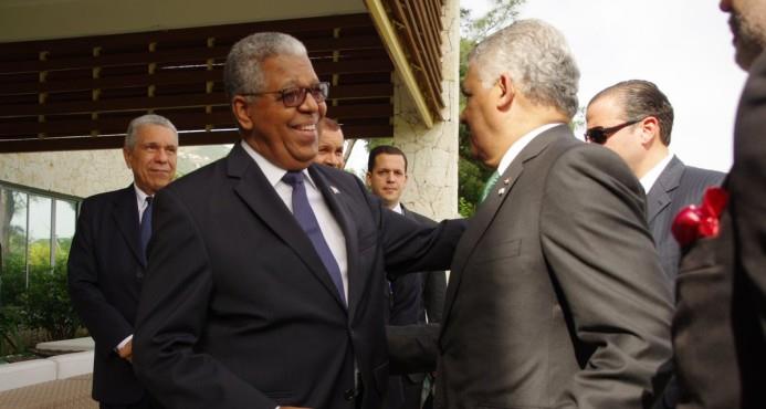 Embajador dominicano en Haití dice “no existe impedimento alguno para la exportación”