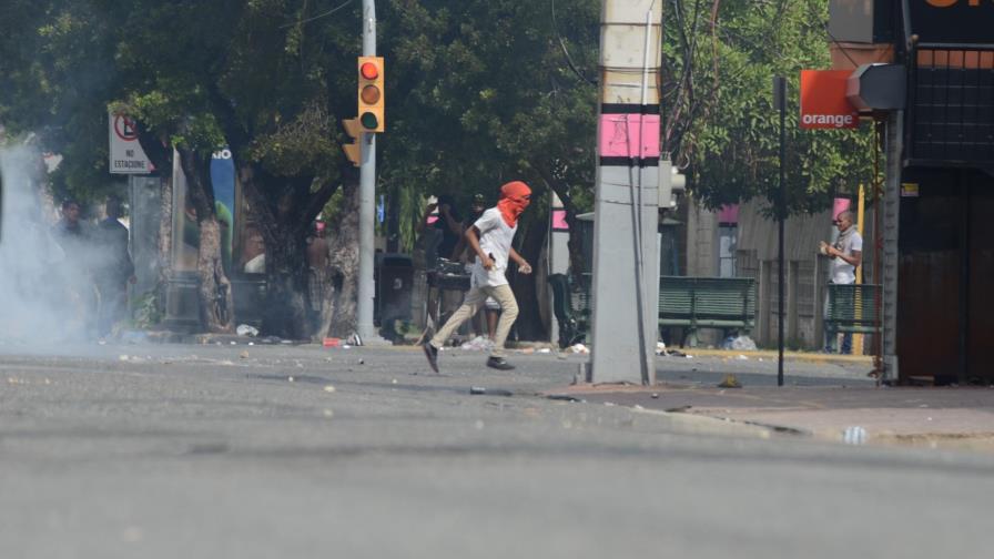 Suspenden hasta el jueves la docencia en la UASD