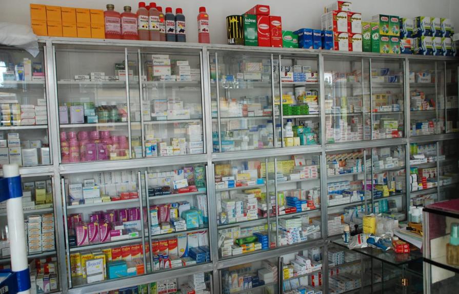 Industrias validan ajuste de RD$1,000 a tasa por registro sanitario de medicamentos 