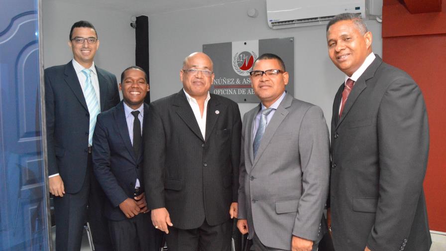 Buffet de abogados Núñez & Asociados apertura nuevas oficinas en Santo Domingo Oeste