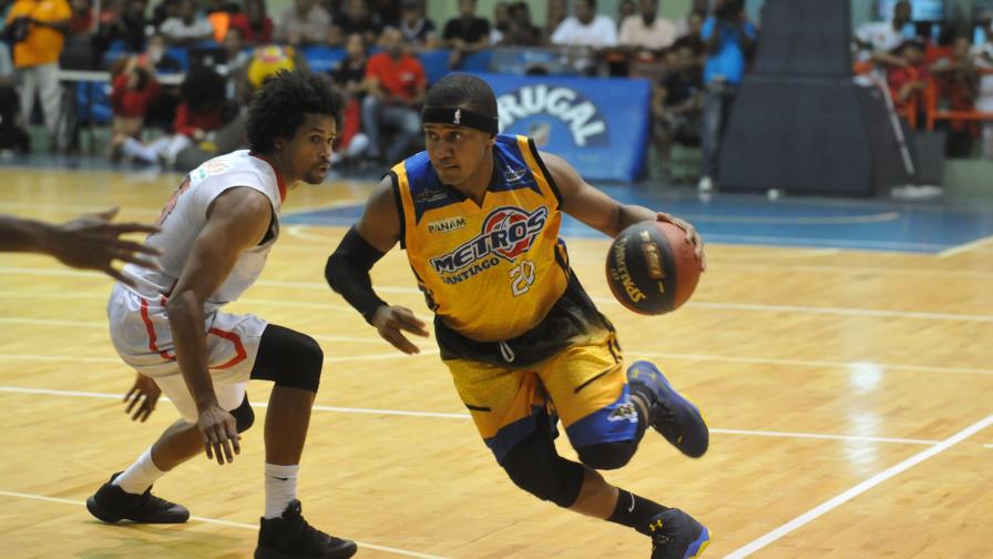 Robert Glenn se burla de los Leones en el cuarto partido y lleva a los Metros a igualar la serie final