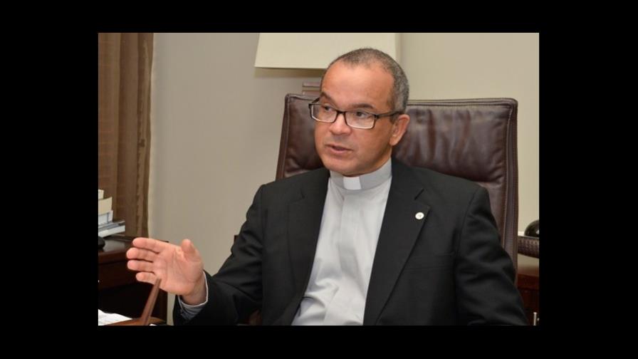 Rector de la PUCMM dice falta de institucionalidad es el principal reto en el país