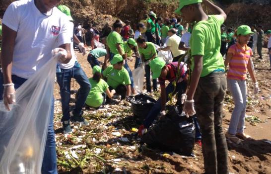 “Estamos destruyendo a quien nos da la vida”, dice ministro de Medio Ambiente
