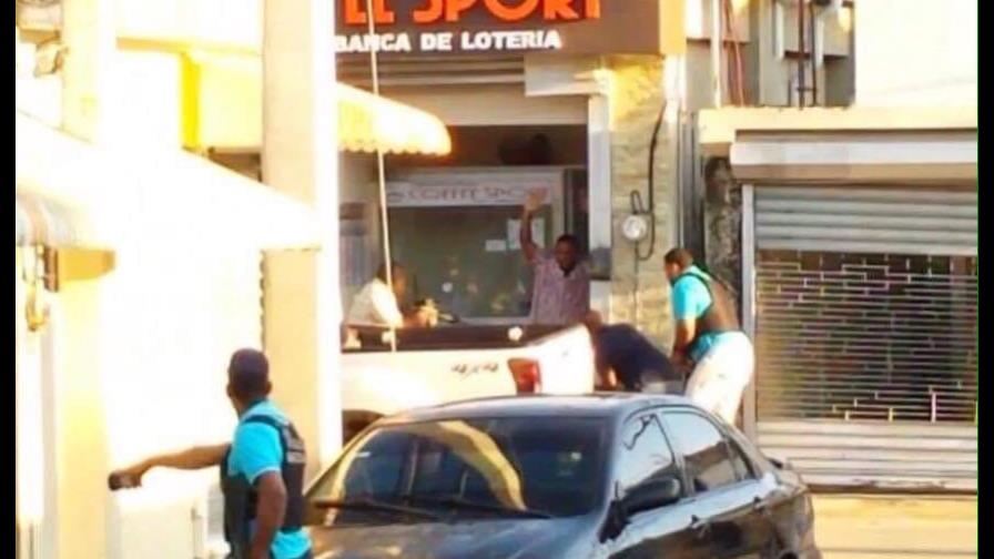 Familiares dicen joven asesinado por la Policía “no era delincuente”; trabajaba para el Gobierno