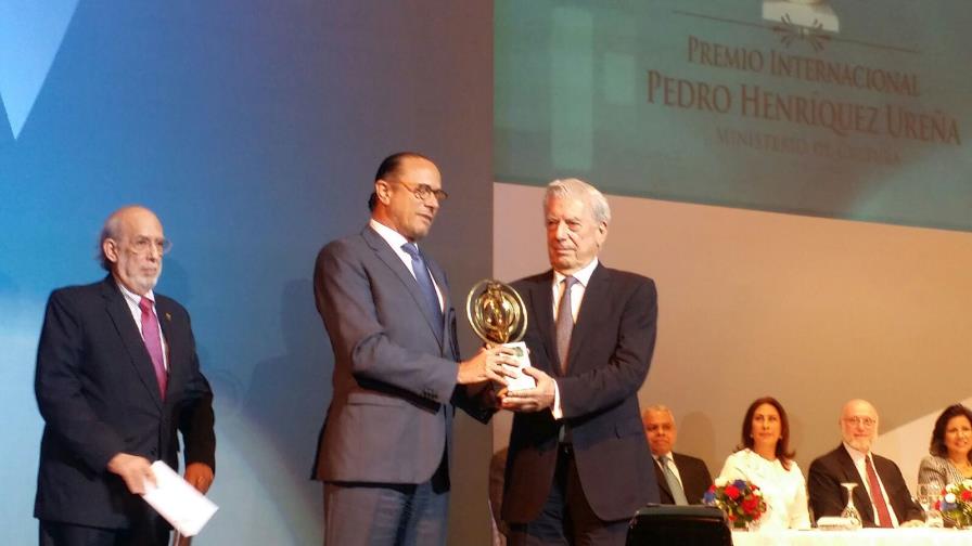 “Ese jurado se ha vuelto loco”, pensó Vargas Llosa al enterarse del premio