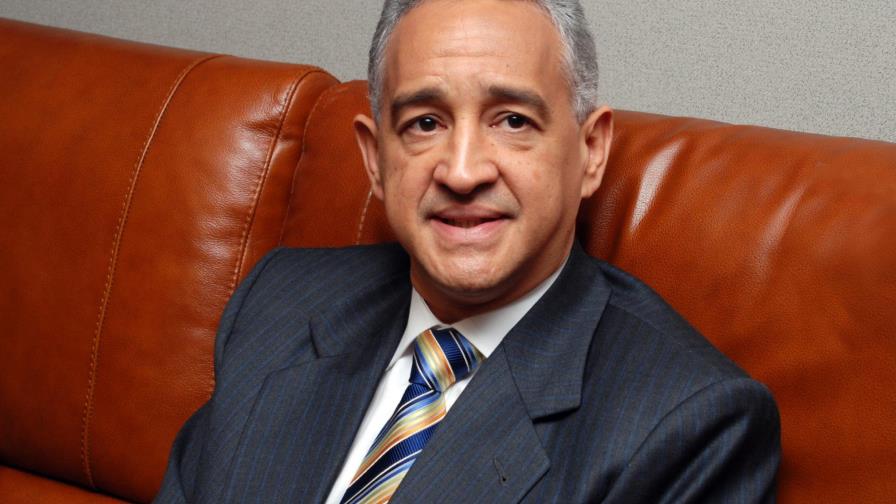 Hernández Peguero se pone a disposición para presidir la Junta Central Electoral