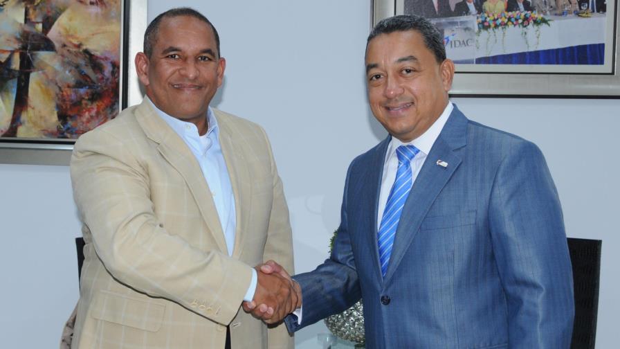 Director del IDAC y presidente de la DNCD retoman acuerdo interinstitucional
