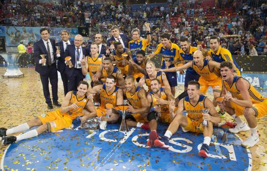 Eulis Báez se corona campeón de la Supercopa del baloncesto español; el capitán del equipo marcó 11 puntos