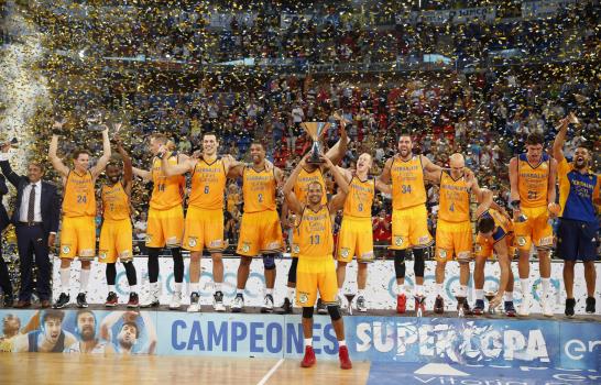 Eulis Báez se corona campeón de la Supercopa del baloncesto español; el capitán del equipo marcó 11 puntos