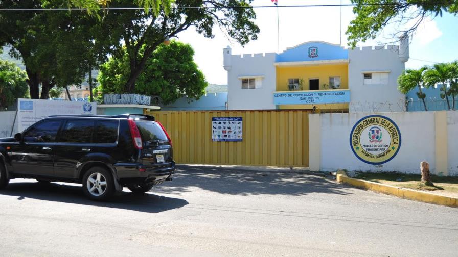 Buscan dos reclusos que se escaparon de cárcel en Puerto Plata