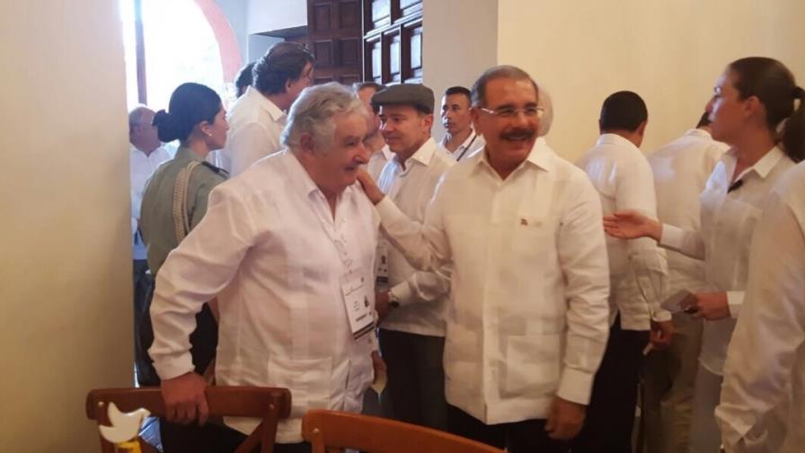 Presidente Medina se une a la “enorme alegría” de Colombia por acuerdo de paz