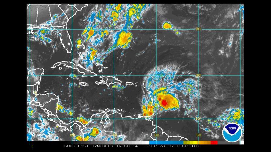 Onda tropical con 90% de convertirse en ciclón afectará al país el viernes