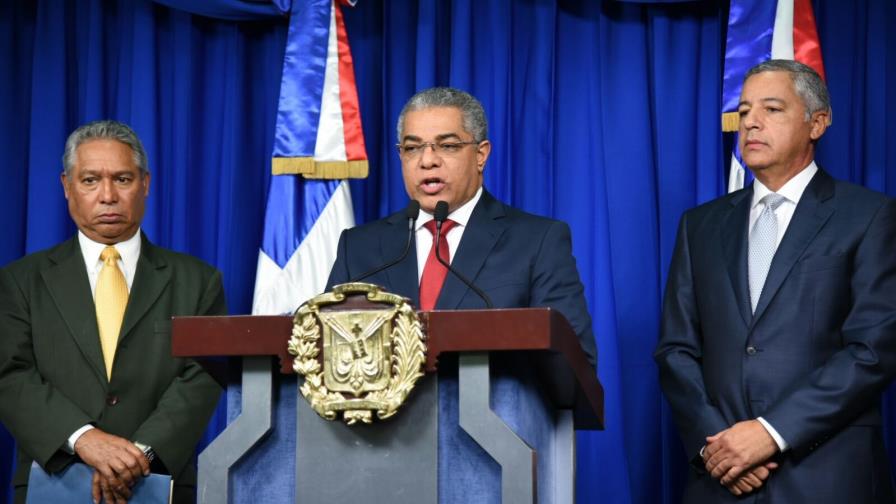 Presupuesto General de 2017 será de 711 mil millones; 47,841 millones más que el actual Presupuesto General de 2017 será de 711 mil millones; 47,841 millones más que el actual