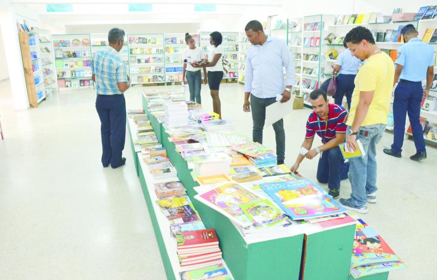 Librerías dicen disponen de ofertas de libros a 25 y 100 pesos  