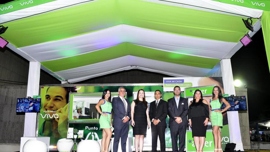 Viva presenta promoción en Expo Cibao 2016 