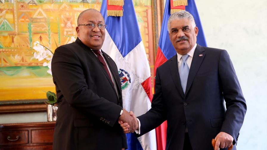 Canciller haitiano asegura que no hay veda que impida paso de 23 productos dominicanos Canciller haitiano asegura que no hay veda que impida paso de 23 productos dominicanos