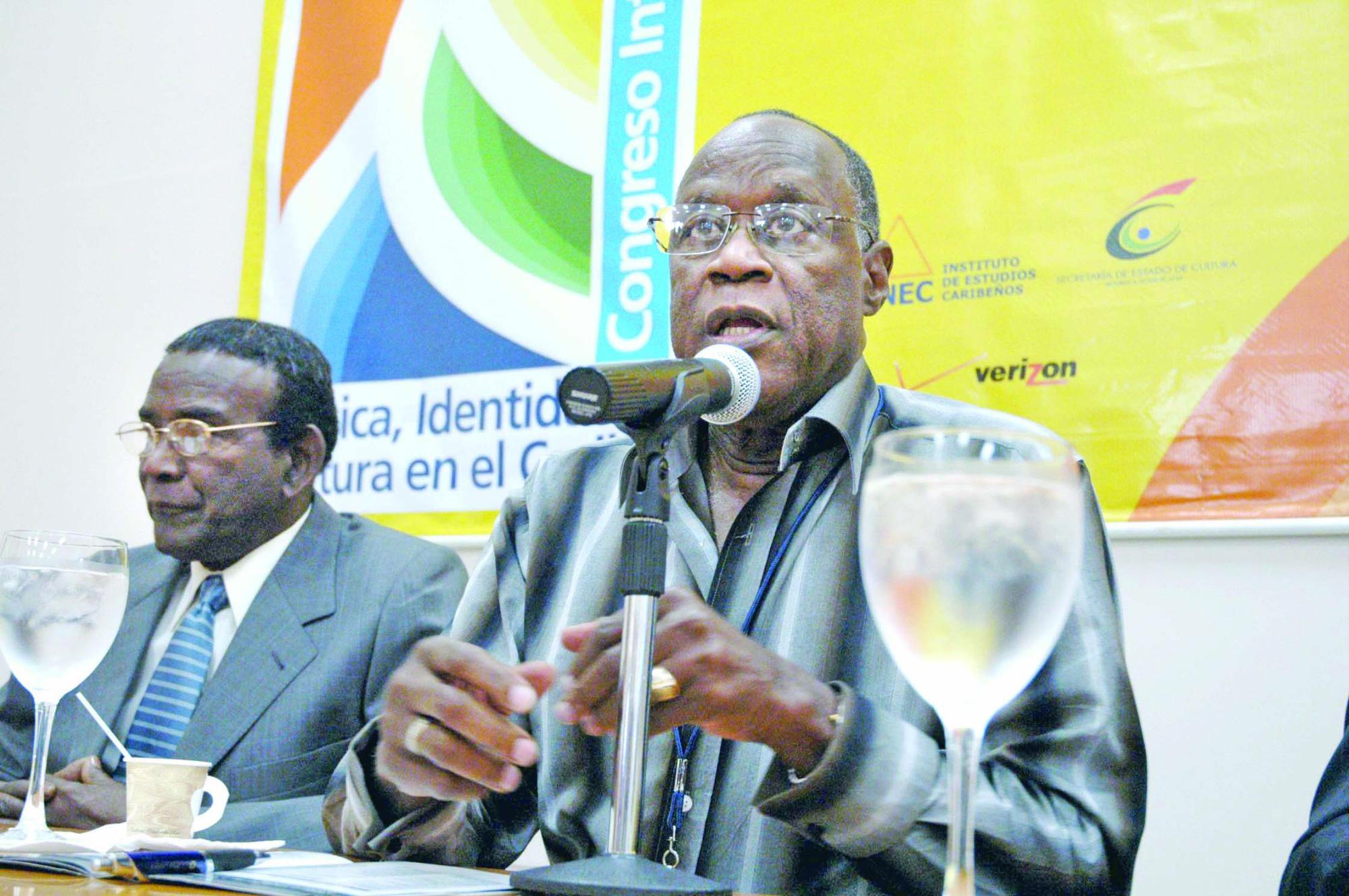 2005, realiza primer Congreso Internacional MIC. Música, Identidad y Cultura en el Caribe (MIC) con “El merengue en la cultura dominicana y caribeña” en coordinación con el Ministerio de Cultura y el Instituto de Estudios Caribeños (INEC).