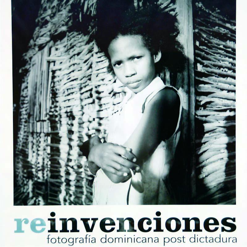 2006. llega a Europa. Acontece con la exposición “Reinvenciones”, una exposición de fotografía dominicana posdictadura, que se presentó en el Instituto Valenciano de Arte Moderno (IVAM), en España. 