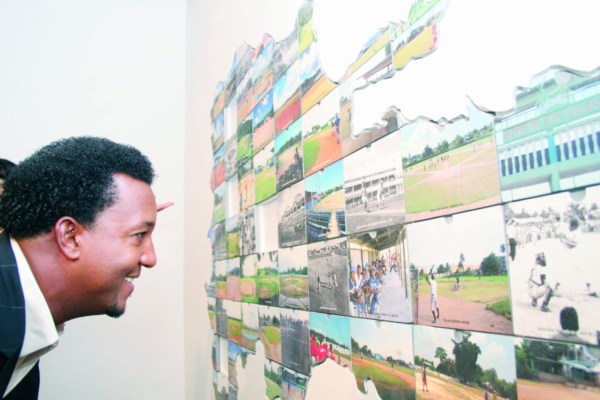 2008, Abre su exposición más visitada. Bajo el nombre “¡Nos vemos en el play! Béisbol y cultura en la República Dominicana”, esta exhibición logra romper los records de asistencia marcados en el Centro hasta ese momento.