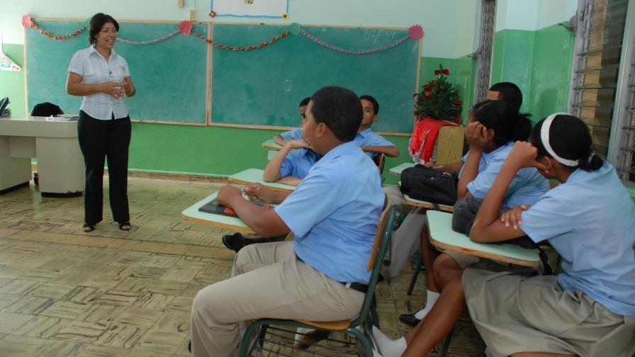 Educación pospone el concurso de oposición docente 2016 Educación pospone el concurso de oposición docente 2016